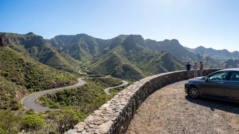 Masca Tenerifē: brauciens, skati un slavenais pārgājiens