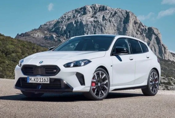 BMW 1-Series 120d M Sport Pro (Automāts, 2.0 L, 5 vietas)