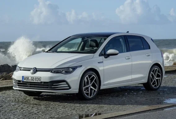 Volkswagen Golf (Manuālā, 1.4 L, 5 vietas)