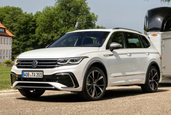 Volkswagen Tiguan (Automāts, 2.0 L, 5 vietas)