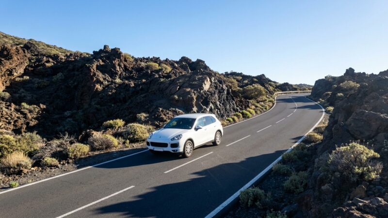 Porsche Cayenne E-Hybrid Tenerifē: braukšanas atsauksme