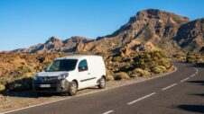 Renault Kangoo Tenerifē: braukšanas atsauksme pa salu